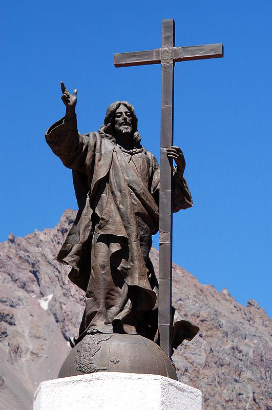 Estátua sagrada entre Argentina e Chile